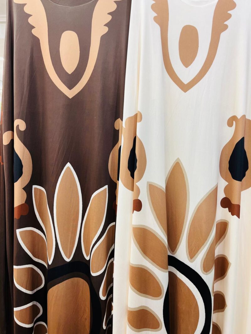 Alternative view of Vestido Tetuan