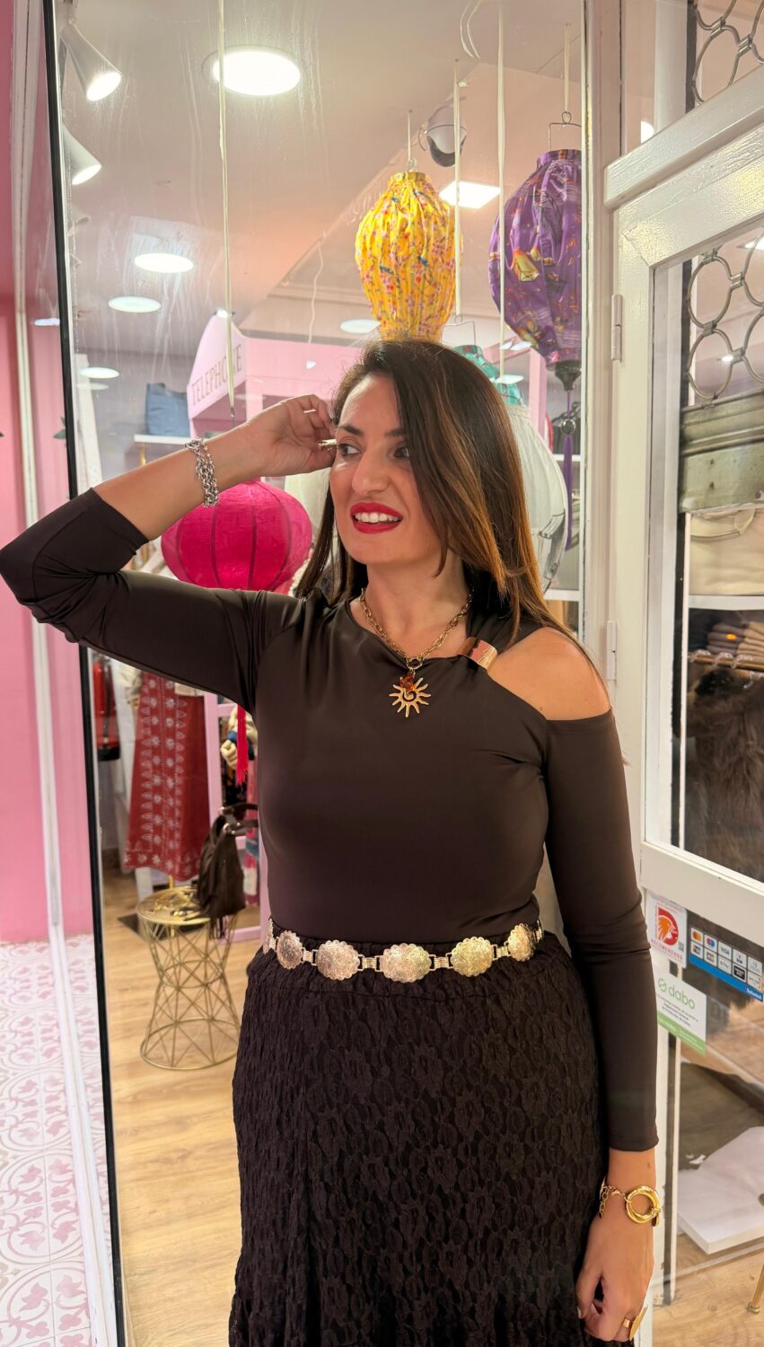 Camiseta Cleopatra Marrón Chocolate - Imagen 2