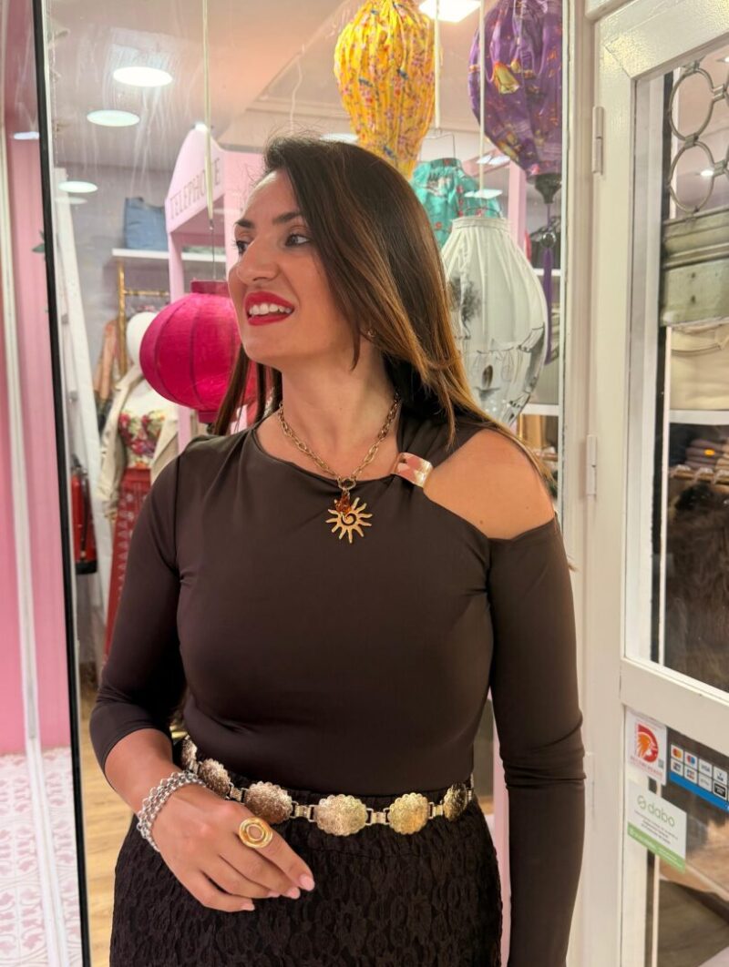 Camiseta Cleopatra Marrón Chocolate