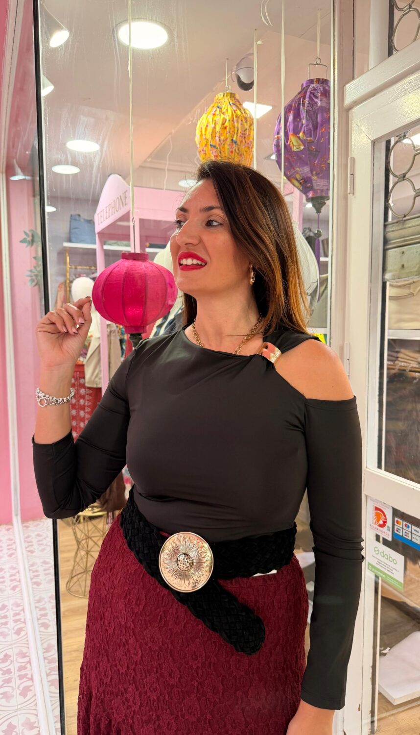 Camiseta Cleopatra Negro