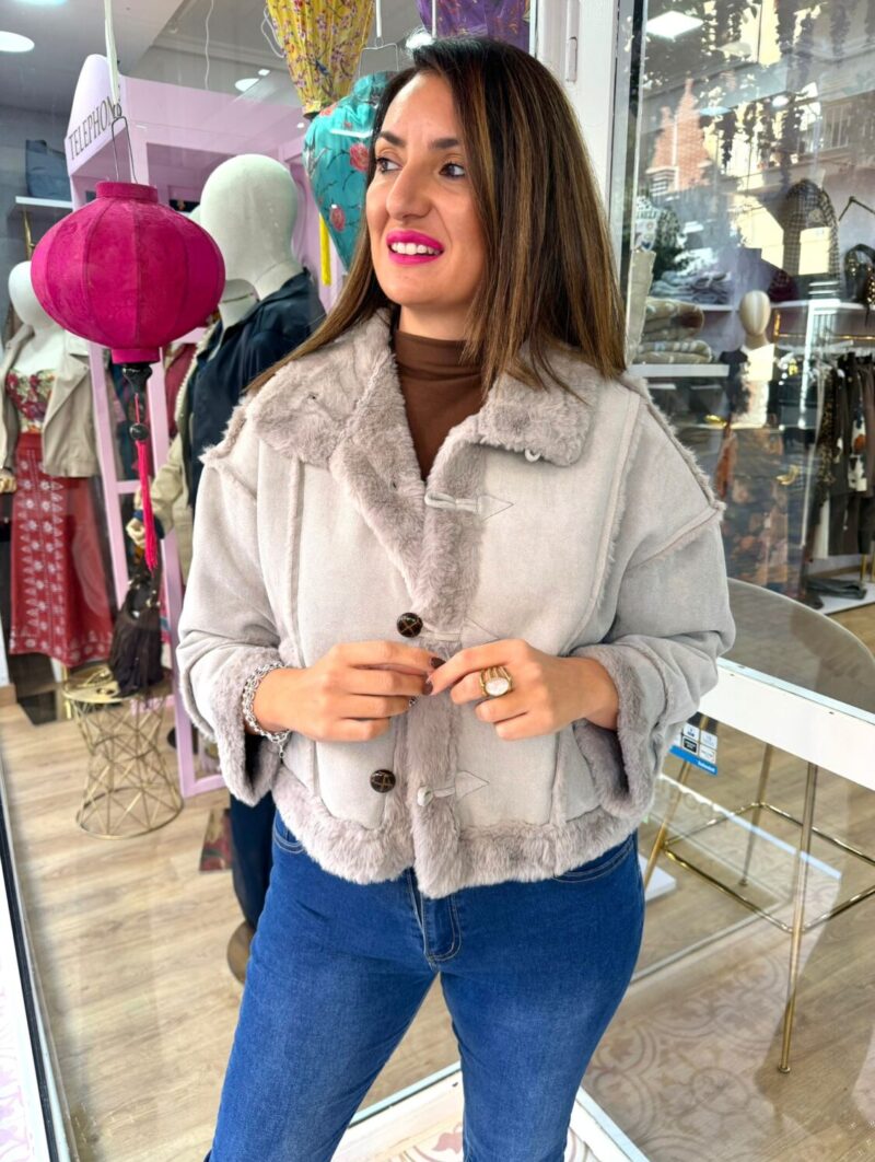 Alternative view of Chaqueta Narnia Corta Gris