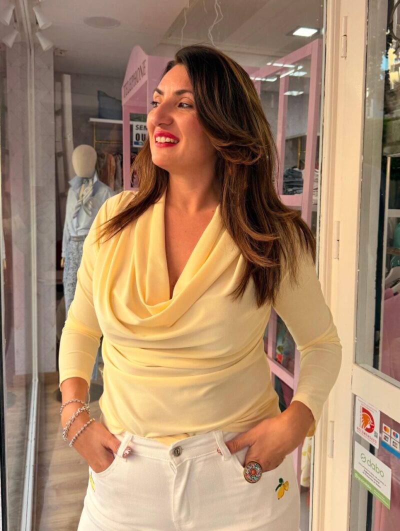 Blusa Cascada Amarillo Claro