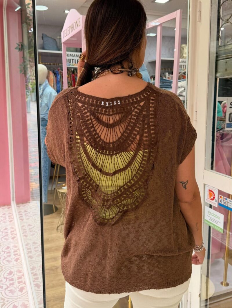 Camiseta Furong Marrón Chocolate