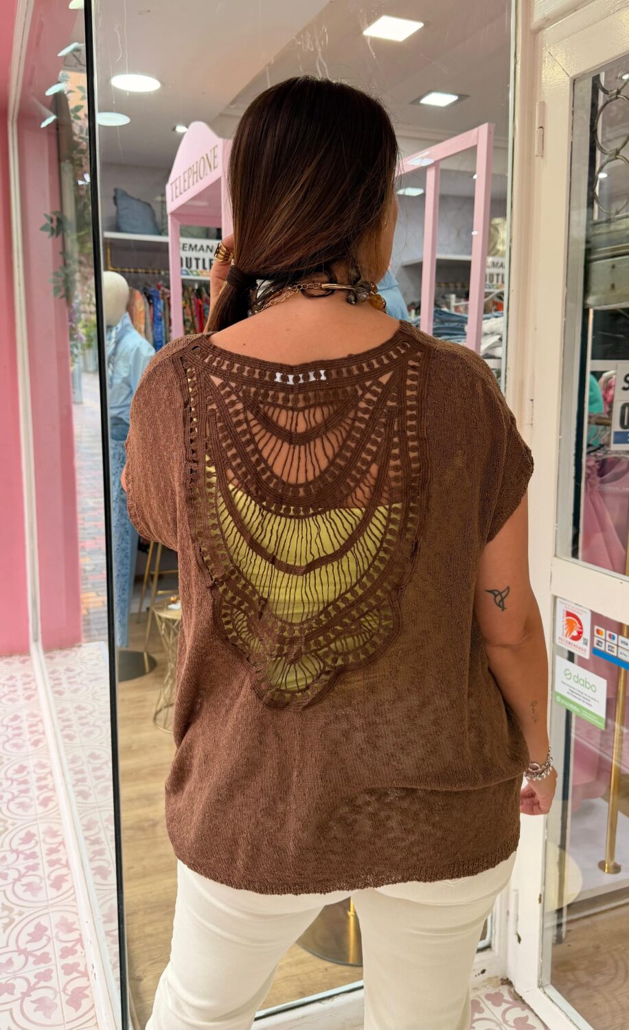 Camiseta Furong Marrón Chocolate