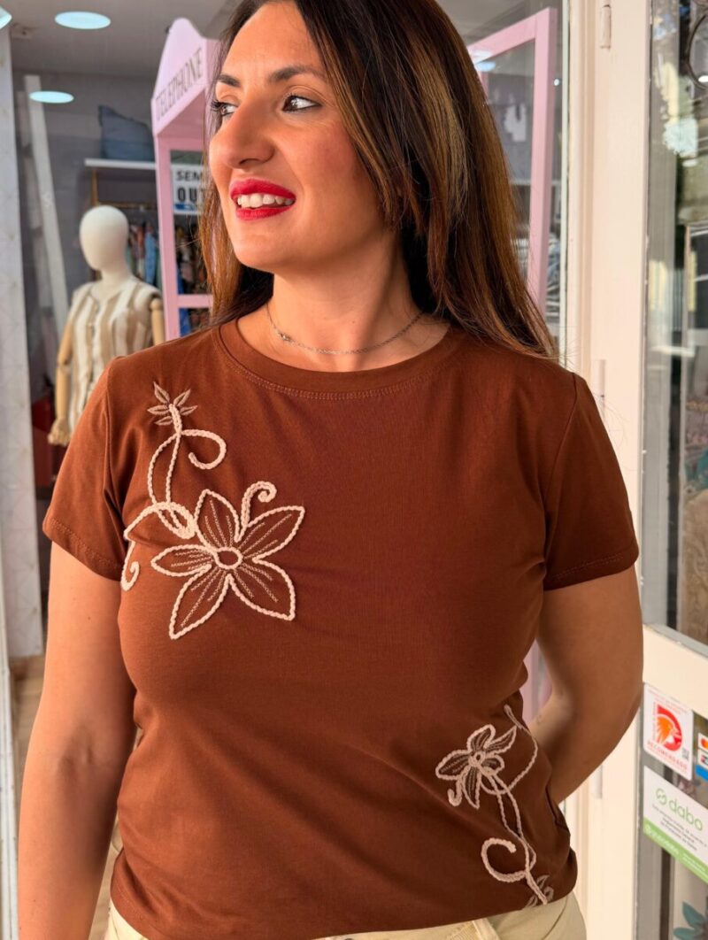 Alternative view of Camiseta Raquel Marrón