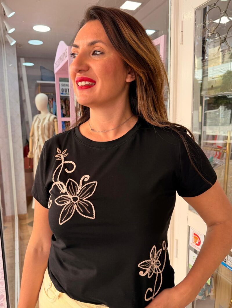 Camiseta Raquel Negra