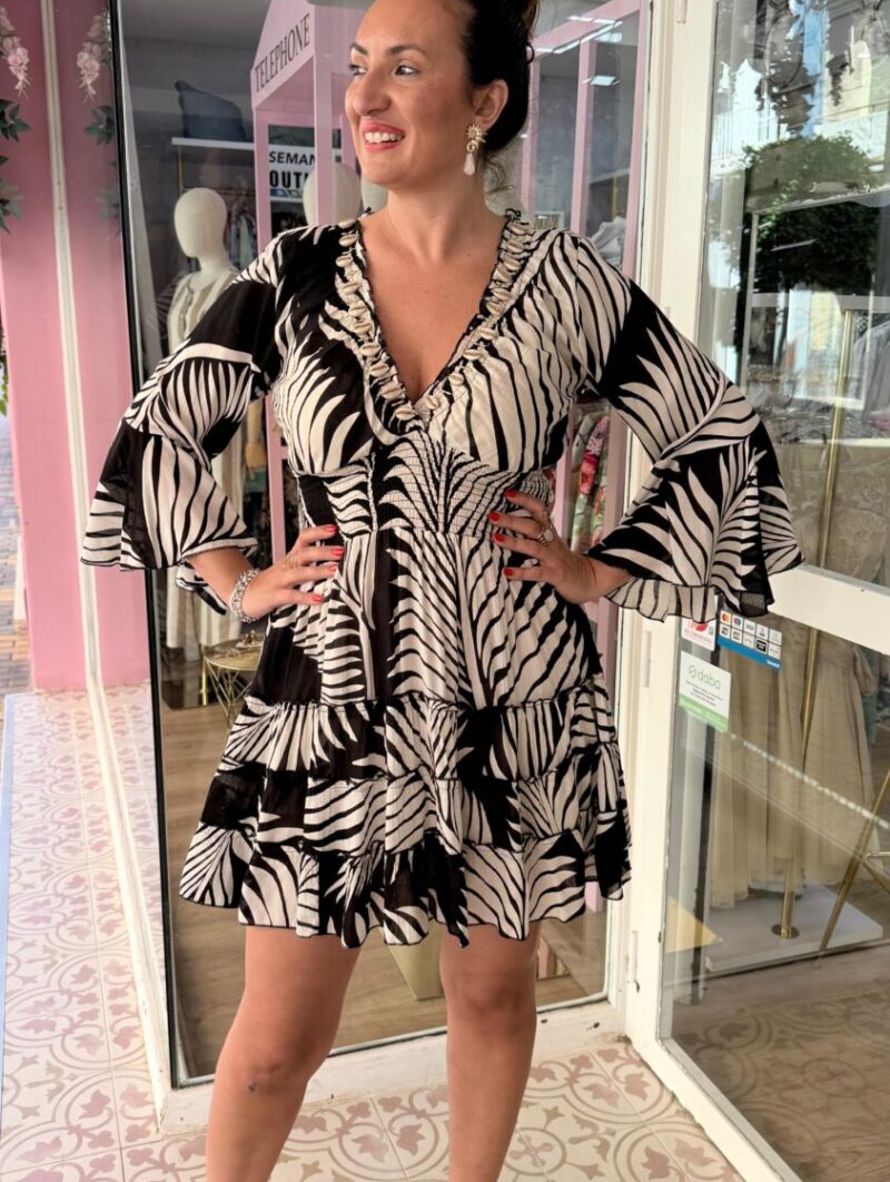 Alternative view of Vestido Pluma Corto Negro