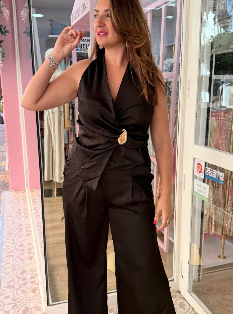 Conjunto Escándalo