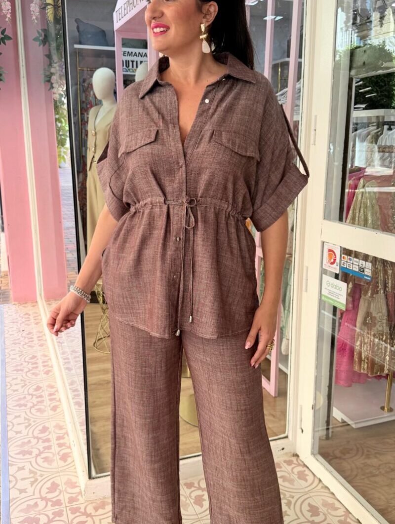 Conjunto Triana Marrón