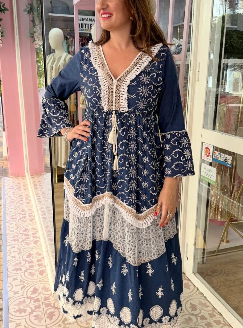 Alternative view of Vestido Amaral Mangas