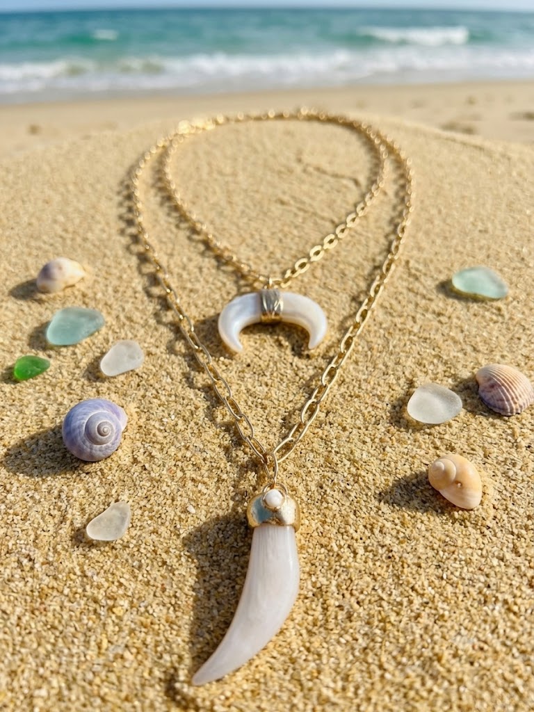 Collar Cuerno Blanco