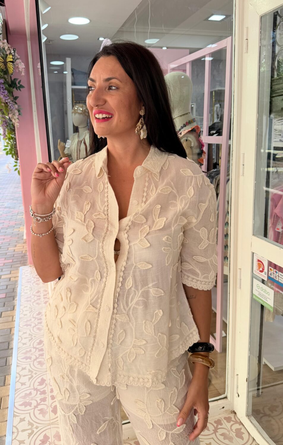 Blusa Flor Beige - Imagen 2