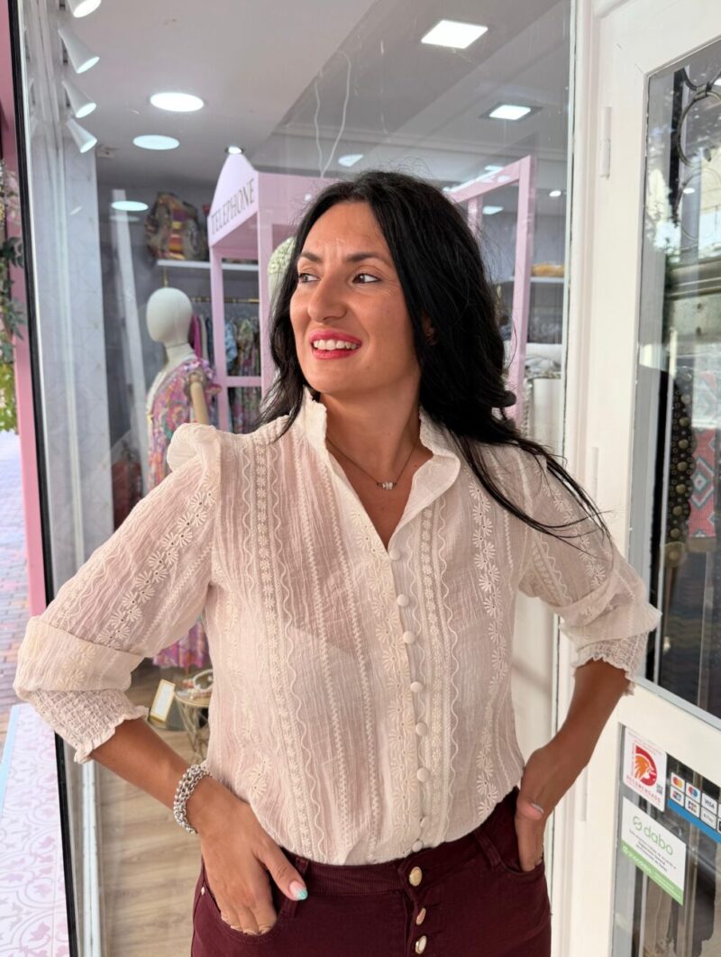 Alternative view of Blusa Capricho Beige