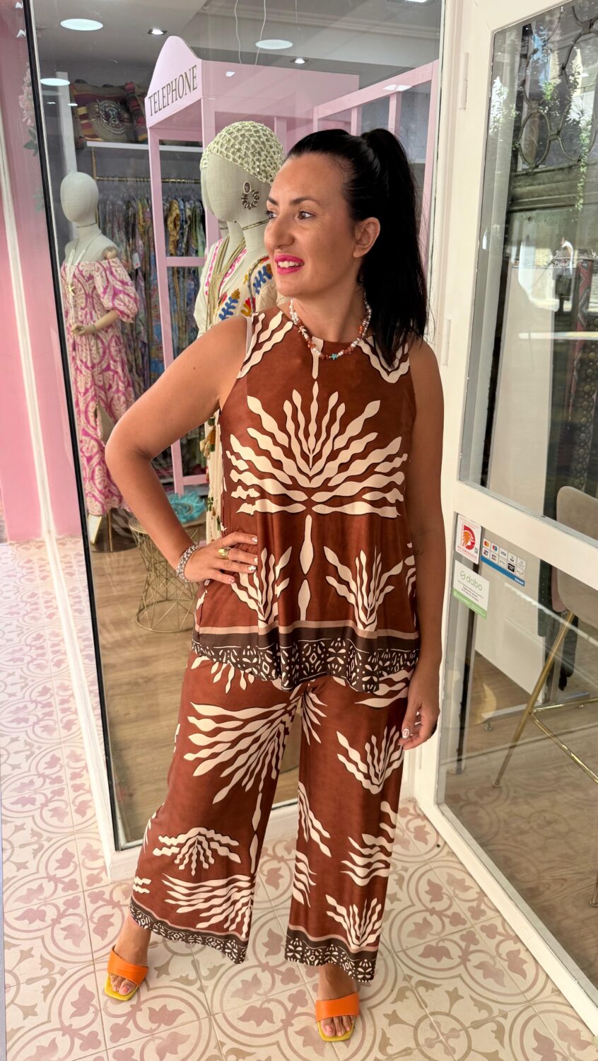 Conjunto Sira Marrón