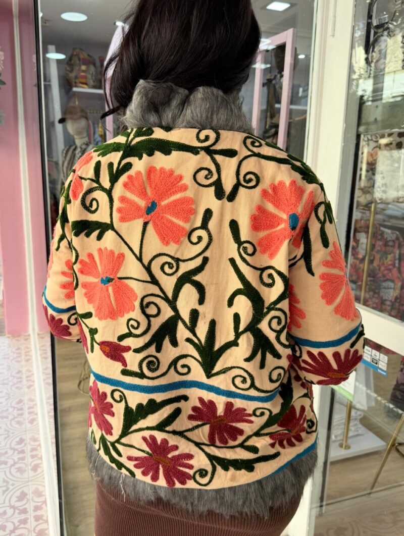 Chaqueta India Crema