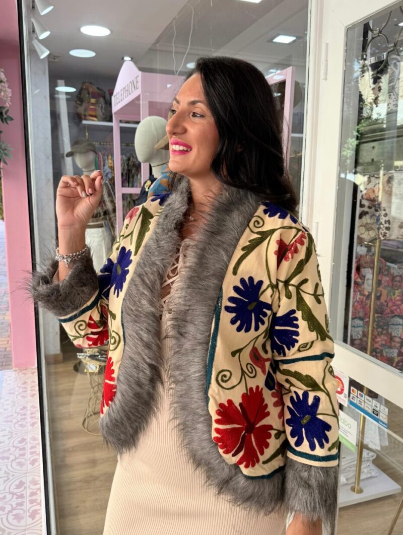 Alternative view of Chaqueta India Beige