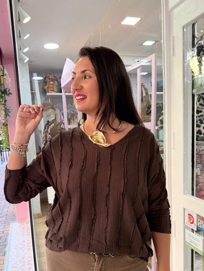 Camiseta Polaca Marrón Chocolate